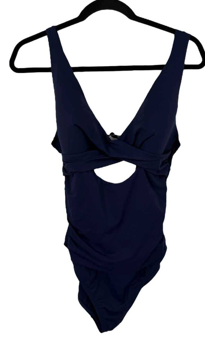 La Blanca Island Goddess cross front keyhole one piece swimsuit blue size 12